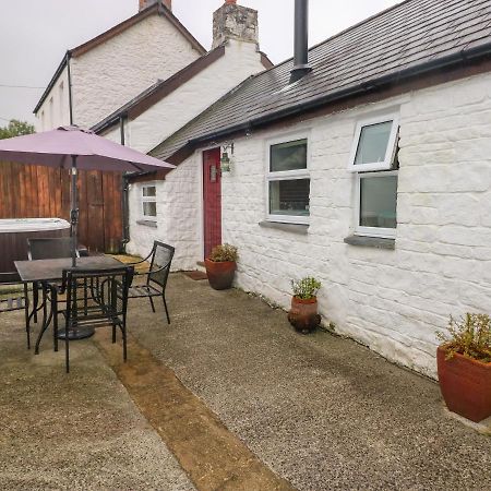 Villa The Barn At Waunlippa Narberth Exterior foto