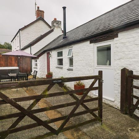 Villa The Barn At Waunlippa Narberth Exterior foto